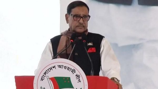 খালেদা জিয়ার শারীরিক অবস্থা নিয়ে গুজব ছড়াচ্ছে বিএনপি: ওবায়দুল কাদের