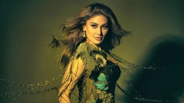 ‘কাঁটা লাগা গার্ল’ শেফালির আকস্মিক মৃত্যু, স্তব্ধ বলিউড