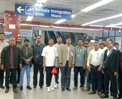 ইরান থেকে দেশে ফিরেছেন আরও ৩০ বাংলাদেশি