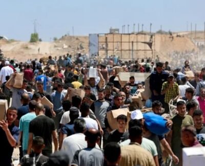 গাজায় ত্রাণকেন্দ্রে হুড়োহুড়ি ও শ্বাসরোধে নিহত ২১