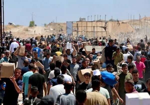 গাজায় ত্রাণকেন্দ্রে হুড়োহুড়ি ও শ্বাসরোধে নিহত ২১