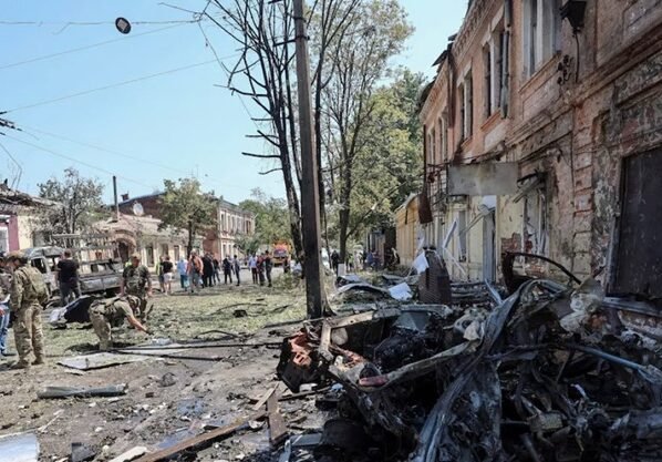 ৭ শতাধিক ড্রোন নিয়ে ইউক্রেনে রাশিয়ার হামলা