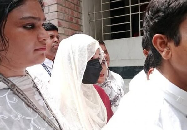 হত্যাচেষ্টা মামলায় জামিন পেলেন চিত্রনায়িকা অপু বিশ্বাস