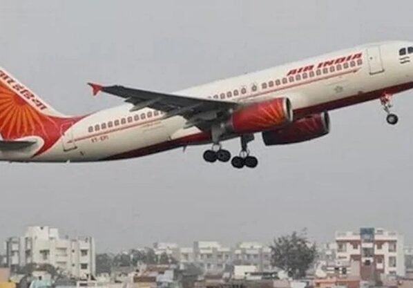 দিল্লিতে অবতরণের পর এয়ার ইন্ডিয়ার উড়োজাহাজে আগুন