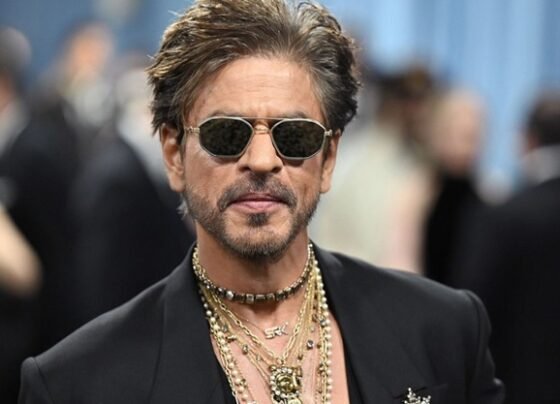 শুটিংয়ে আহত শাহরুখ, মুম্বাই থেকে যুক্তরাষ্ট্রে উড়াল!