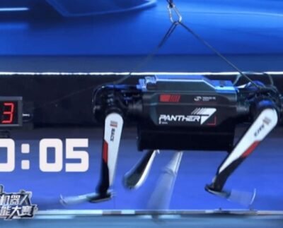 চীনের তৈরি রোবট কুকুর দৌড়াল উসাইন বোল্টের গতিতে!