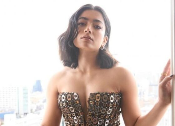 ডেট করার আগ্রহ প্রকাশ করায় বিপাকে রাশমিকা!