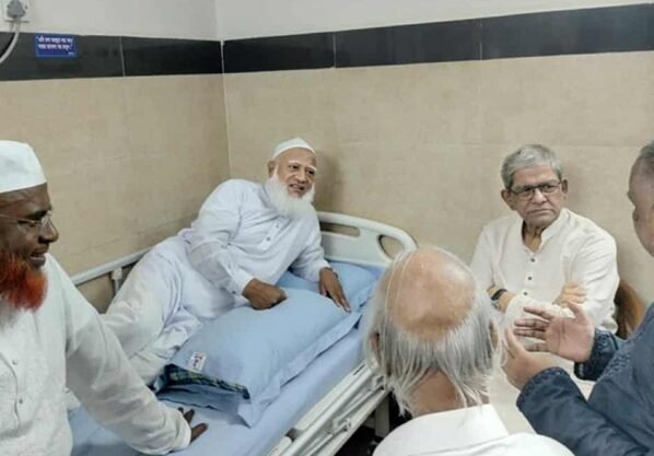 হাসপাতালে জামায়াতের আমির, দেখতে গেলেন মির্জা ফখরুল