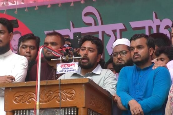 ৫ই আগষ্টের মধ্যে জুলাই সনদ বাস্তবায়নের দাবী আদায় করা হবে-নাহিদ ইসলাম