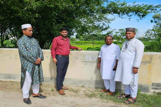 দেবীগঞ্জে ইউএনও'র কাবিখা ও টিআরের উন্নয়ন কাজ পরিদর্শন