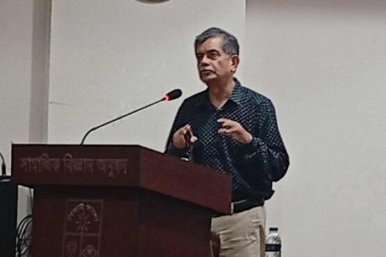 চাইলেই অন্তর্বর্তী সরকারের পক্ষে শিক্ষা কমিশন গঠন করা সম্ভব নয়
