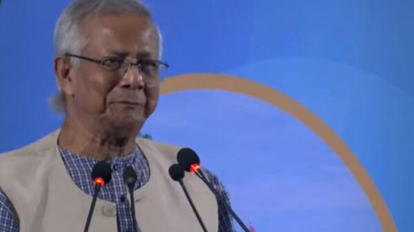 মৎস্য আহরণের সঠিক কার্যক্রম গ্রহণে গবেষণা বাড়াতে হবে: প্রধান উপদেষ্টা