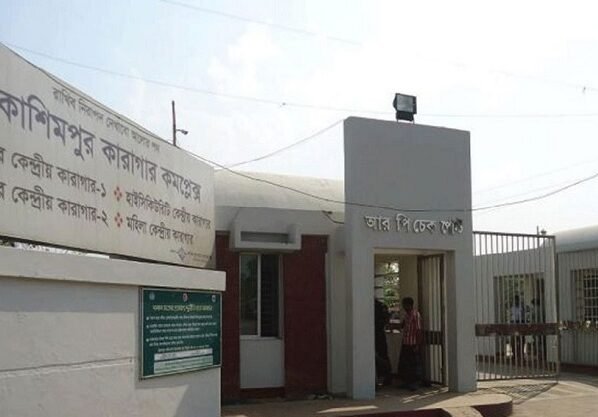 এক বছরেও গ্রেফতার হয়নি পালানো ৭২৪ বন্দি