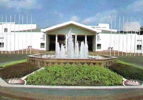 জাতীয় নির্বাচন আয়োজনে নির্বাচন কমিশনকে চিঠি