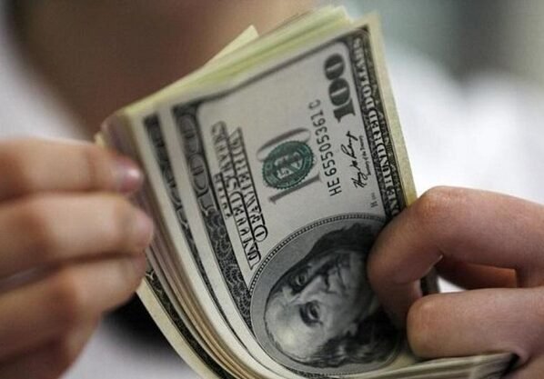 রিজার্ভ বাড়াতে ১১ ব্যাংক থেকে ডলার কিনলো বাংলাদেশ ব্যাংক