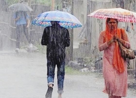 দুপুরে মধ্যে যে ৭ অঞ্চলে বজ্রবৃষ্টি হতে পারে