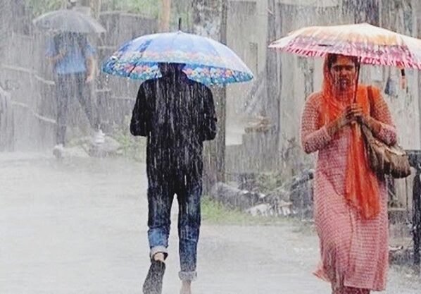 দুপুরে মধ্যে যে ৭ অঞ্চলে বজ্রবৃষ্টি হতে পারে