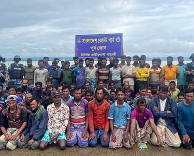 মিয়ানমার জলসীমায় ঢুকে পড়া ১২২ মাঝিমাল্লা আটক