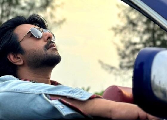 লম্বা ছুটি কাটিয়ে দেশে ফিরলেন অপূর্ব