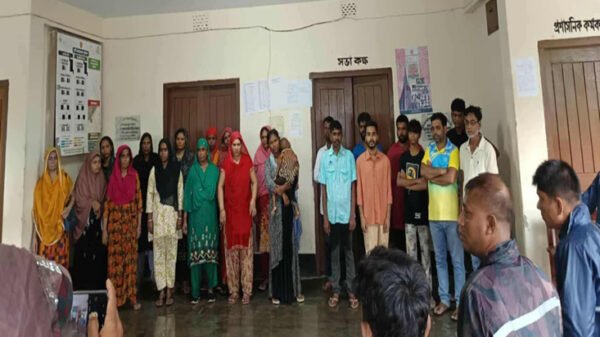পঞ্চগড় সীমান্ত দিয়ে ২৩ জনকে পুশইন, টের পায়নি বিজিবি, নৈশপ্রহরীর হাতে আটক