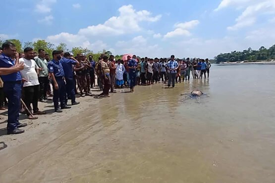 পঞ্চগড় সীমান্তে যুবকের গুলিবিদ্ধ মরদেহ উদ্ধার, এখনও নিখোঁজ দুইজন