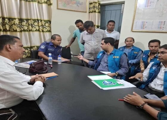 পঞ্চগড় দুদকের অভিযানে সেটেলমেন্ট অফিস থেকে চার দালাল আটক