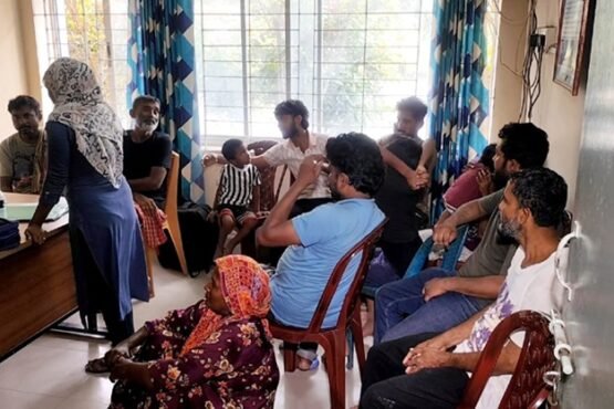 মুজিবনগরে বিজিবির কাছে ১৭ বাংলাদেশীকে হস্তান্তর করেছে বিএসএফ