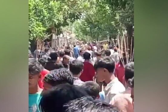 ফেসবুকে স্ট্যাটাস নিয়ে বিজয়নগরে দুই গোষ্ঠীর সংঘর্ষ, আহত অন্তত ২৫