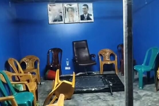 বিএনপি অফিস ভাঙচুরের ঘটনায় কায়েমপুরে উত্তেজনা, প্রতিবাদ সমাবেশ