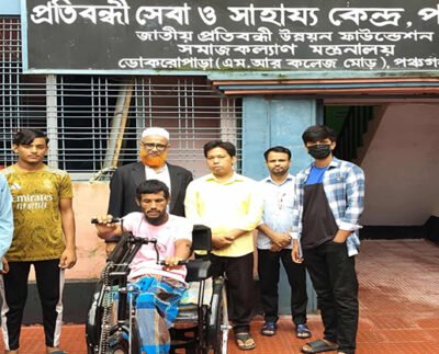 আমি এখন স্বাধীন ভাবে চলাফেরা করতে পারবো, ট্রাই সাইকেল পেয়ে বললেন নুর ইসলাম