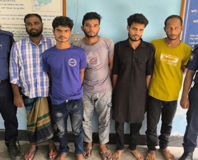 গাংনীতে বোমা ফাটিয়ে ডাকাতির ঘটনায় ৫ জন আটক