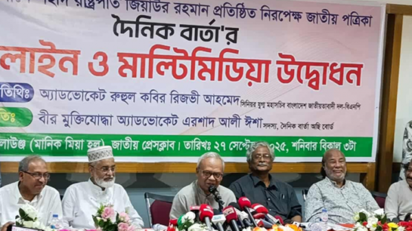ফ্যাসিবাদের দালালি করা গণমাধ্যম টিকে থাকার অধিকার রাখে না: রিজভী