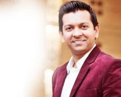 অভিনয়ের পর এবার গানবাজনা থেকেও নিজেকে গুটিয়ে নেওয়ার আভাস তাহসানের