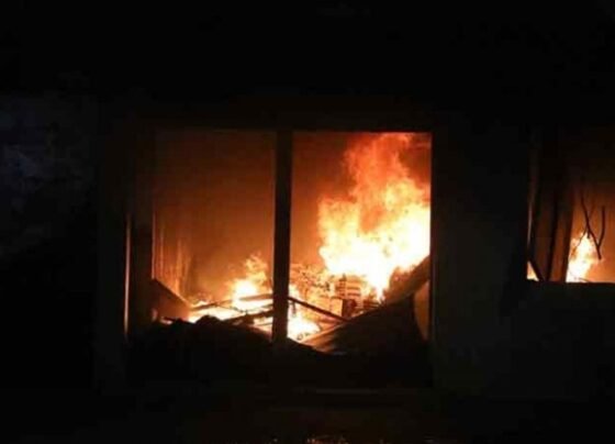 জাতীয় পার্টির কেন্দ্রীয় কার্যালয়ে আবারও হামলা-আগুন, পরিস্থিতি থমথমে 