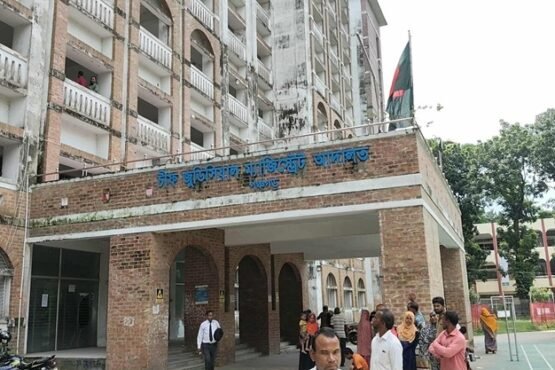পঞ্চগড়ে স্কুল ছাত্রীকে যৌন হয়রানির মামলায় শিক্ষকের ১০ বছর কারাদন্ড