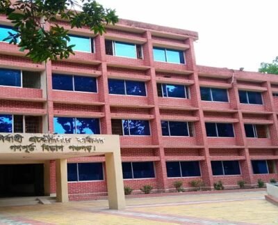 পঞ্চগড়ে গণপূর্ত বিভাগের প্রকৌশলীর বিরুদ্ধে তথ্য গোপন করার অভিযোগ