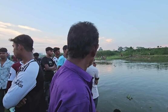 মেহেরপুরে ভৈরব নদে গোসলে নেমে নবম শ্রেণীর শিক্ষার্থী নিখোঁজ