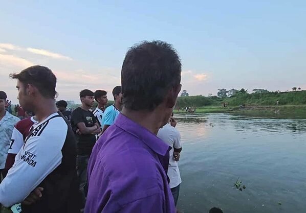 মেহেরপুরে ভৈরব নদে গোসলে নেমে নবম শ্রেণীর শিক্ষার্থী নিখোঁজ
