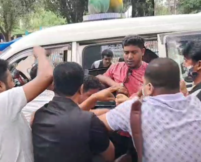 মেহেরপুরে আদম ব্যাপারীকে তুলে নেওয়ার চেষ্টা, আটক-১০