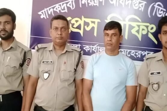 মেহেরপুরে হেরোইনসহ সাবেক সেনাসদস্য আটক