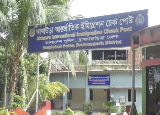 আখাউড়া স্থলবন্দরে ৯ দিন আমদানি-রপ্তানি বন্ধ, সচল থাকবে যাত্রী পারাপার