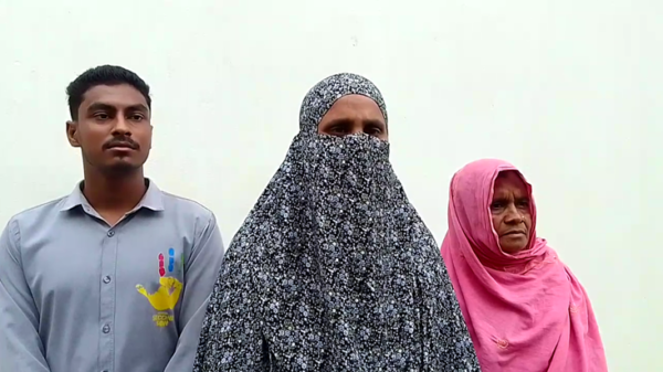 আ.লীগ নেতার কু-প্রস্তাবে রাজি না হওয়ায় প্রবাসীর স্ত্রীকে মারধরের অভিযোগ