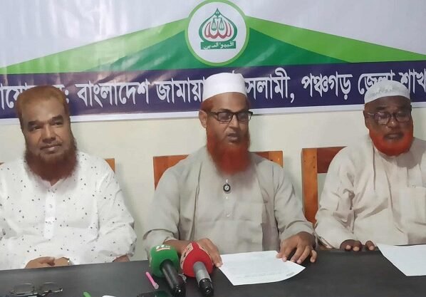 তেতুঁলিয়া উপজেলায় স্ত্রীকে ধর্ষণের দায়ে গ্রেপ্তার জামাল জামায়াত কর্মী নন