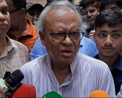 প্রশাসনের ভিতর ঘাপটি মেরে থাকা লোকরাই শেখ হাসিনার পরিকলাপনা বাস্তবায়নের কাজ করছে