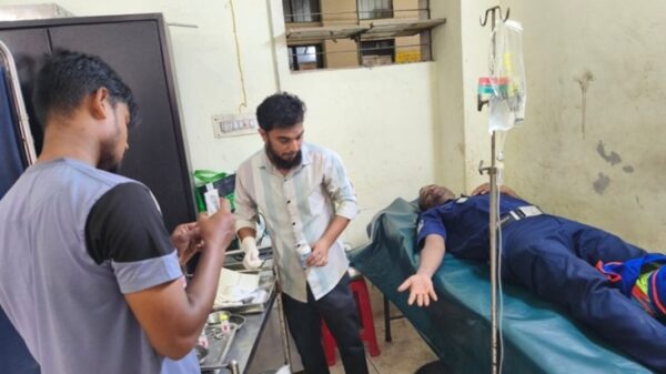 কুমিল্লায় চাঁদাবাজদের হামলায় ৩ নৌপুলিশ আহত