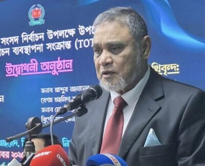 নির্বাচনের কাজ আইনসম্মতভাবে হবে, চাপের কাছে নতি স্বীকার নয়: সিইসি