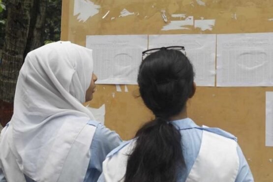 এইচএসসিতে ফেল করেছেন সাড়ে ৪ লাখ শিক্ষার্থী