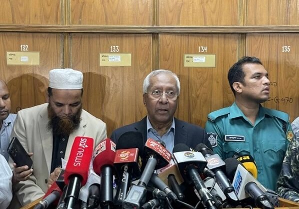 কারও দাবিতে নয়, ইসি মনে করেছে তাই ‘শাপলা কলি’: সচিব