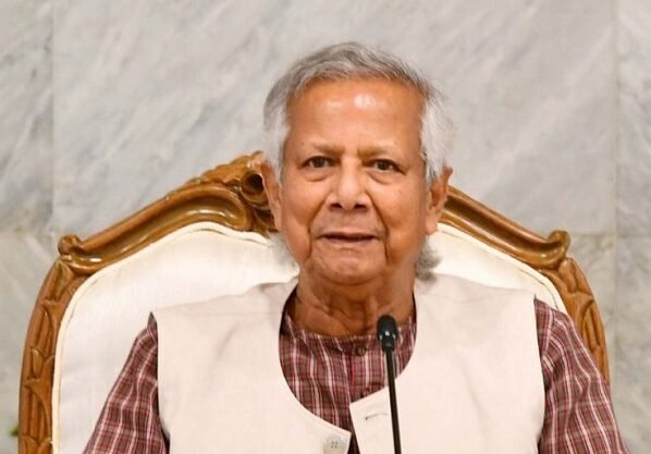 নিউইয়র্ক থেকে ঢাকার পথে প্রধান উপদেষ্টা