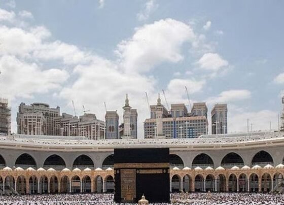 যেকোনও ভিসায় ওমরাহ পালন করা যাবে: সৌদি আরব